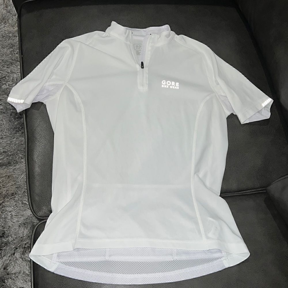 Women’s Gore Bike Wear shirt